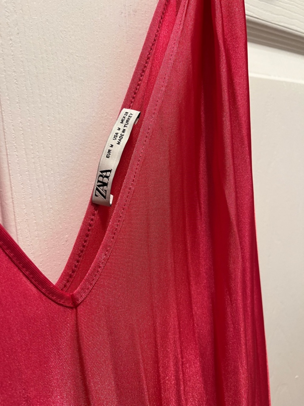Zara Hot Pink V-Neck Spaghetti Strap Pleated Maxi Dress size Medium - Picture 3 of 4